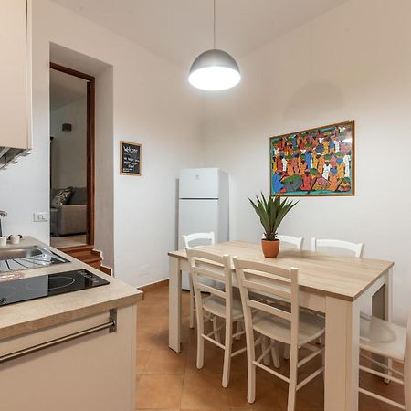 Sicilia Bella Maqueda Apartment Palermo Bagian luar foto